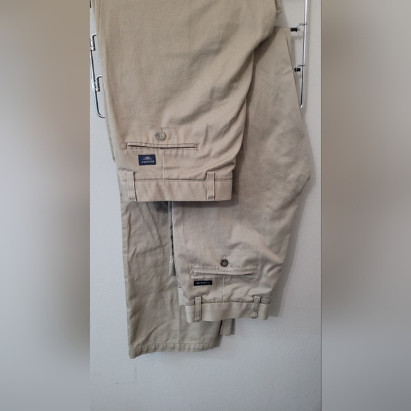 2 pairs mens Dockers khaki pants slim fit and individual classic fit 34 x 34 - Picture 1 of 15